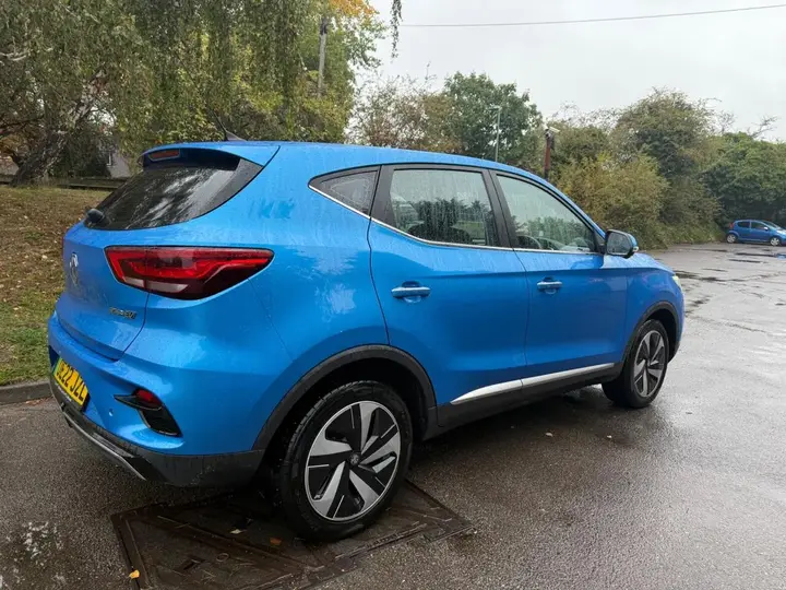 MG Mg Zs 2022 photo 3