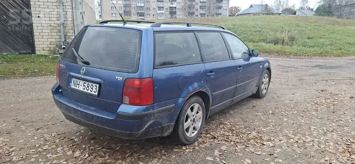 Volkswagen Passat 2000 photo 5
