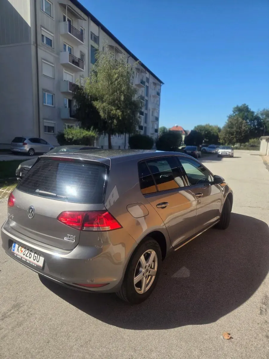 Volkswagen Golf 2015 photo 2