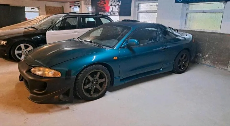 Mitsubishi Eclipse D30