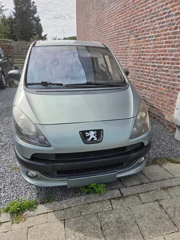 Peugeot 1007