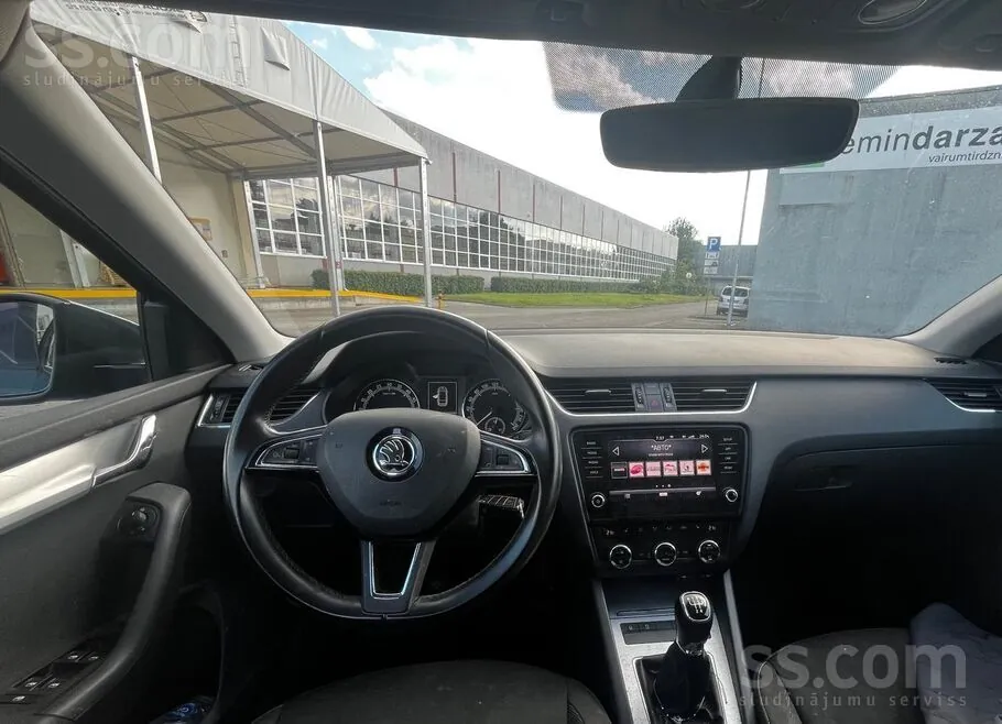 Skoda Octavia 2017 photo 3