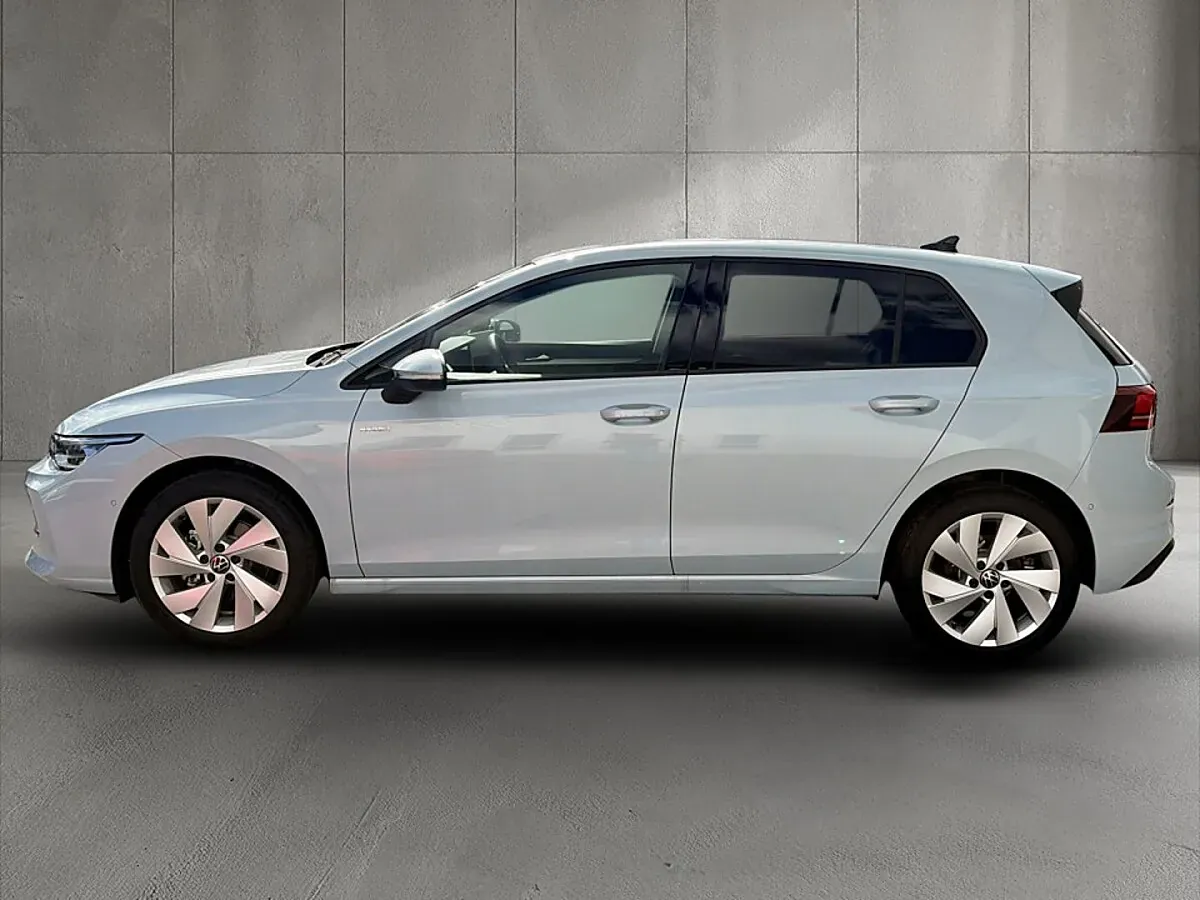 Volkswagen Golf 2026 photo 3