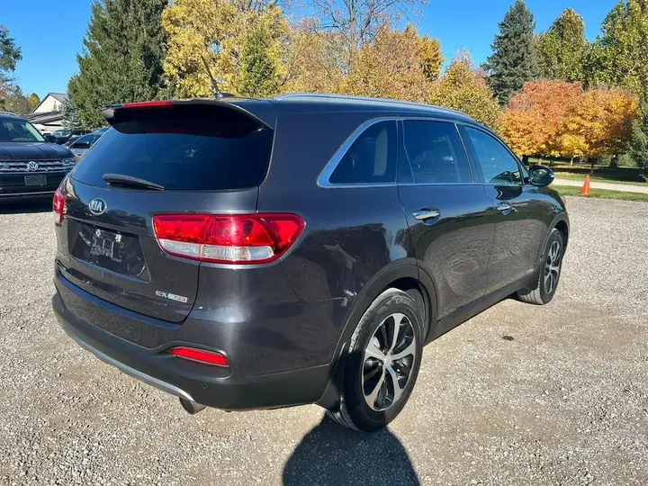 Kia Sorento 2016 photo 5