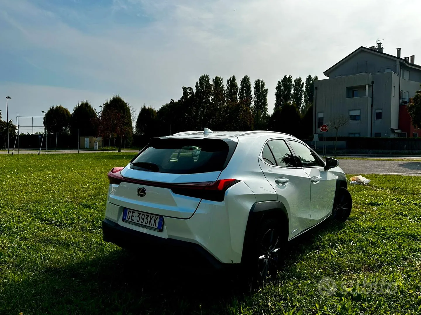 Lexus Ux 2021 photo 3