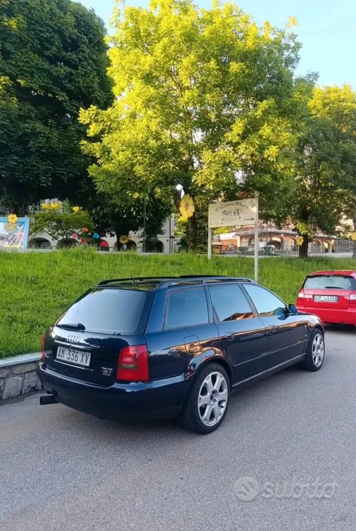 Audi A4 1997 photo 2