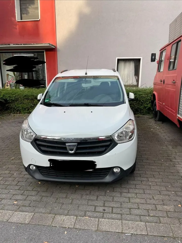 Dacia Lodgy