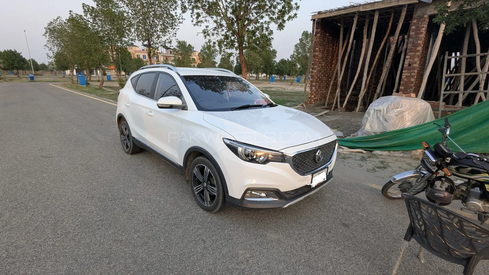 MG Zs