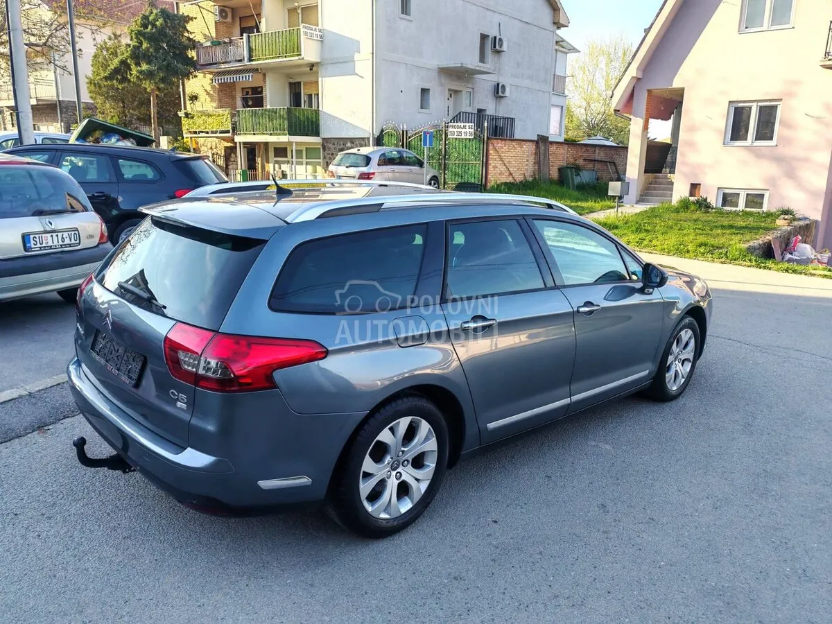 Citroen C5 2012 photo 4