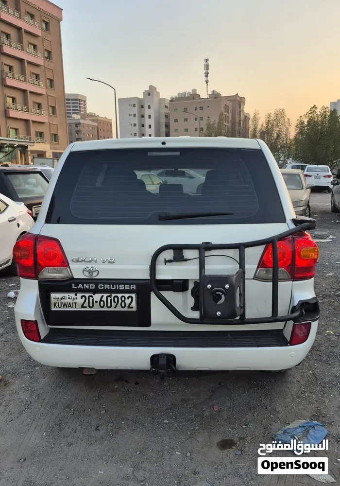 Toyota Land Cruiser 2013 photo 4