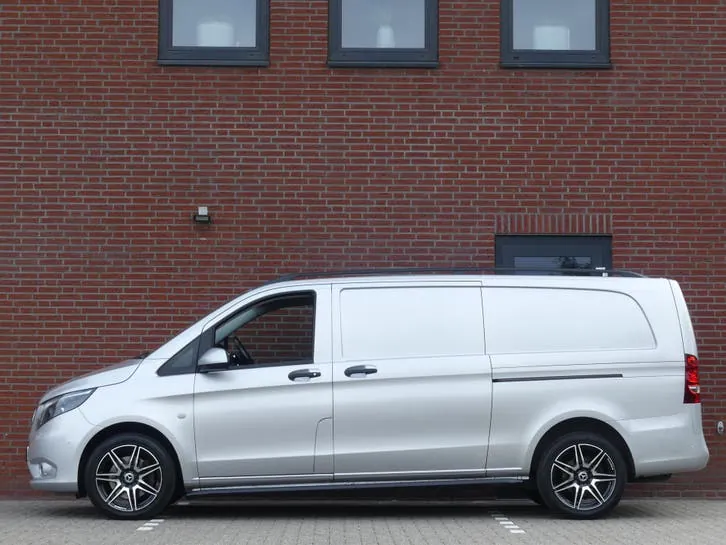 Mercedes-Benz Vito 2022 photo 3
