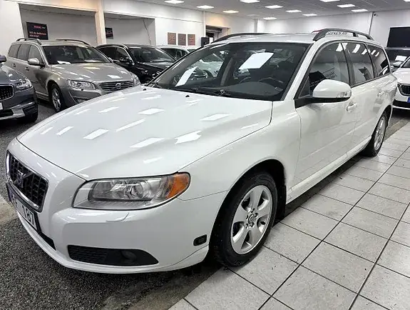 Volvo V70 2009 photo 2