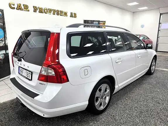 Volvo V70 2009 photo 3