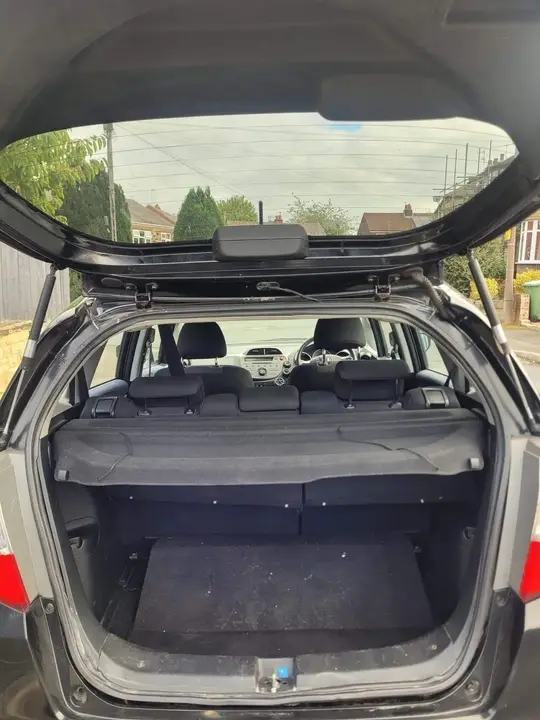 Honda Jazz 2011 photo 3