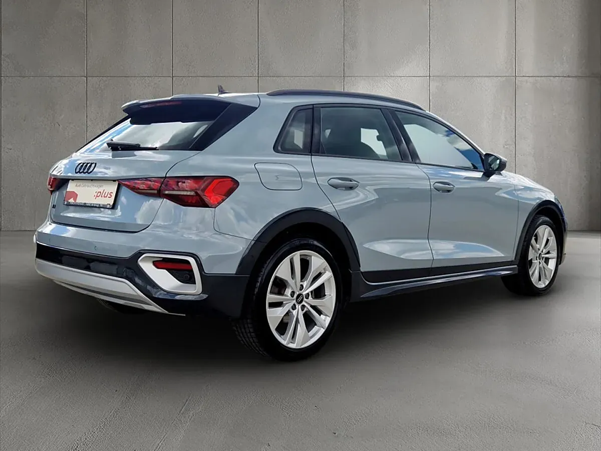 Audi A3 2024 photo 3