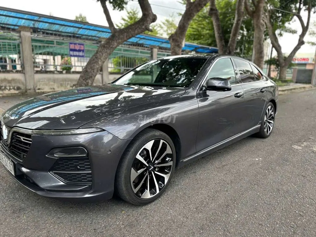 Vinfast Lux A2.0 2019 photo 2