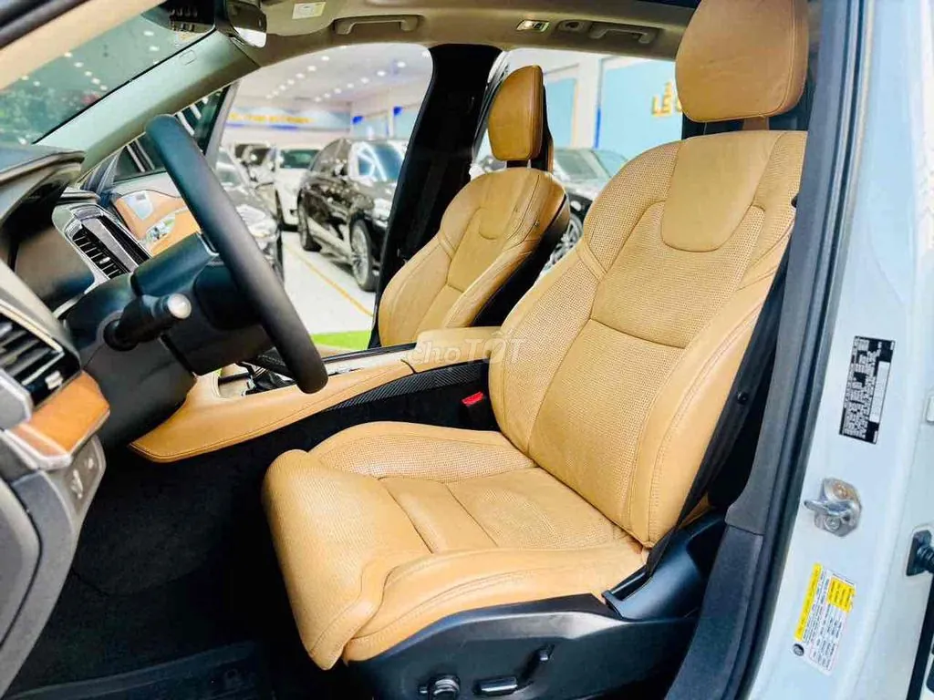 Volvo Xc90 2016 photo 4