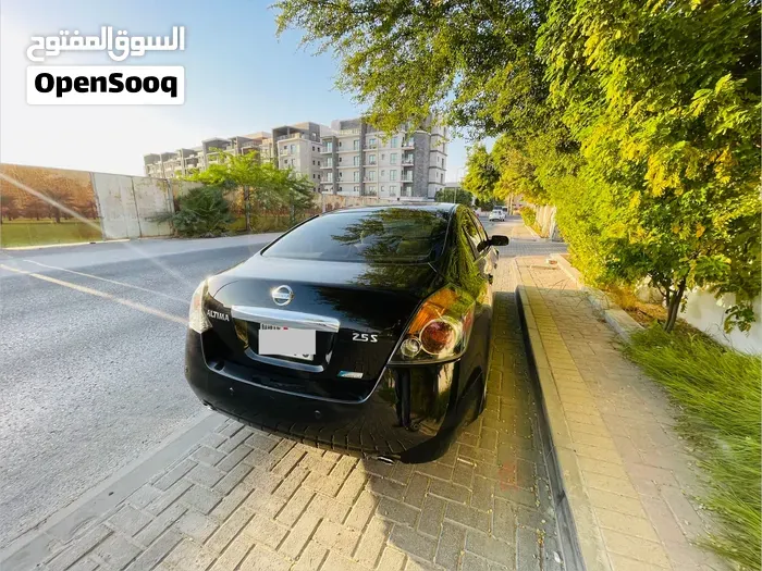 Nissan Altima 2010 photo 4