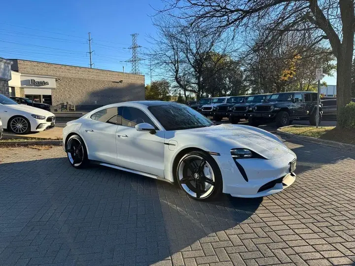 Porsche Taycan 2020 photo 3