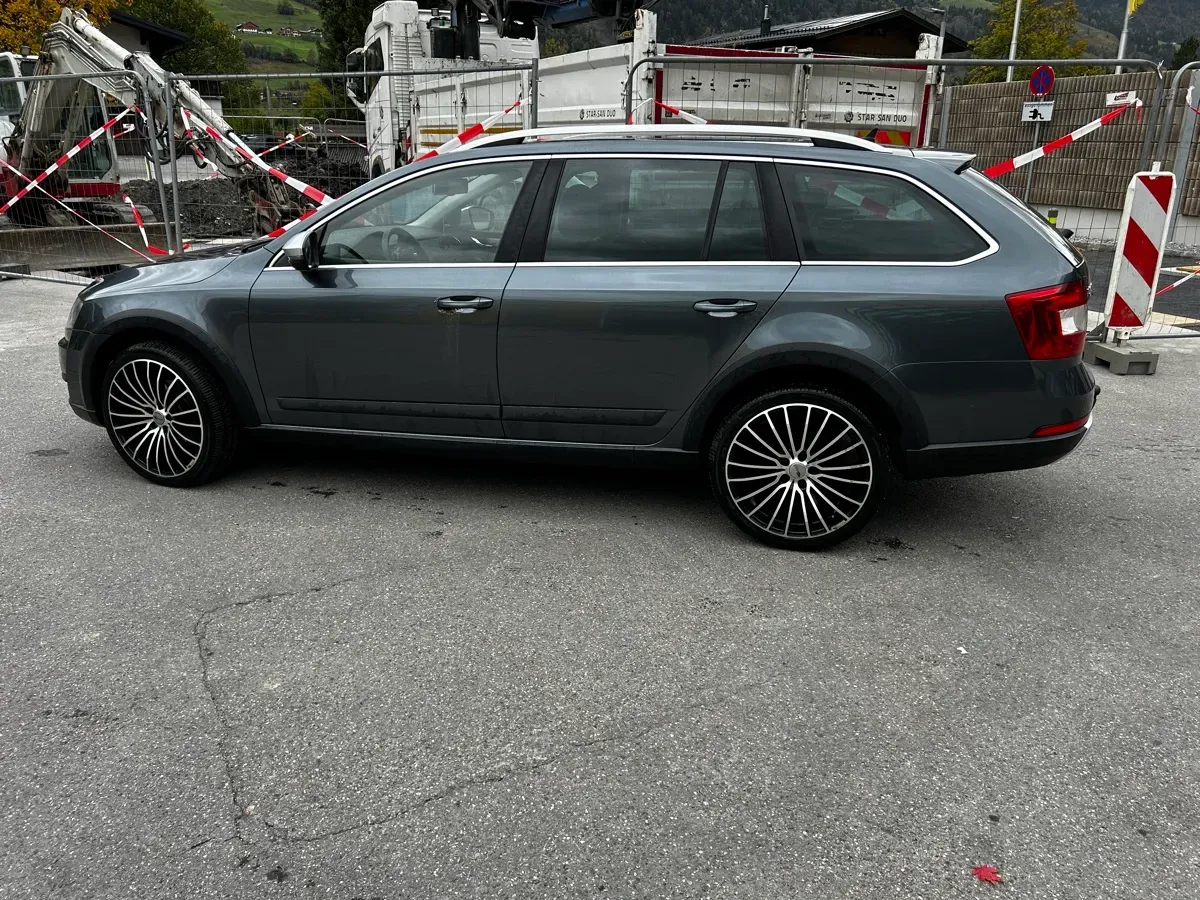 Skoda Octavia 2014 photo 3