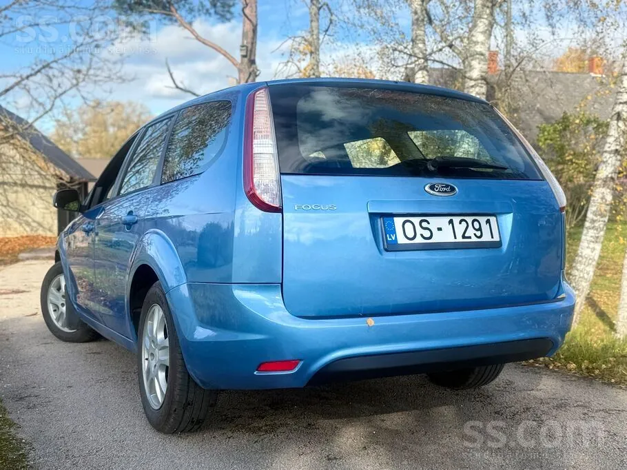 Ford Focus 2011 photo 5