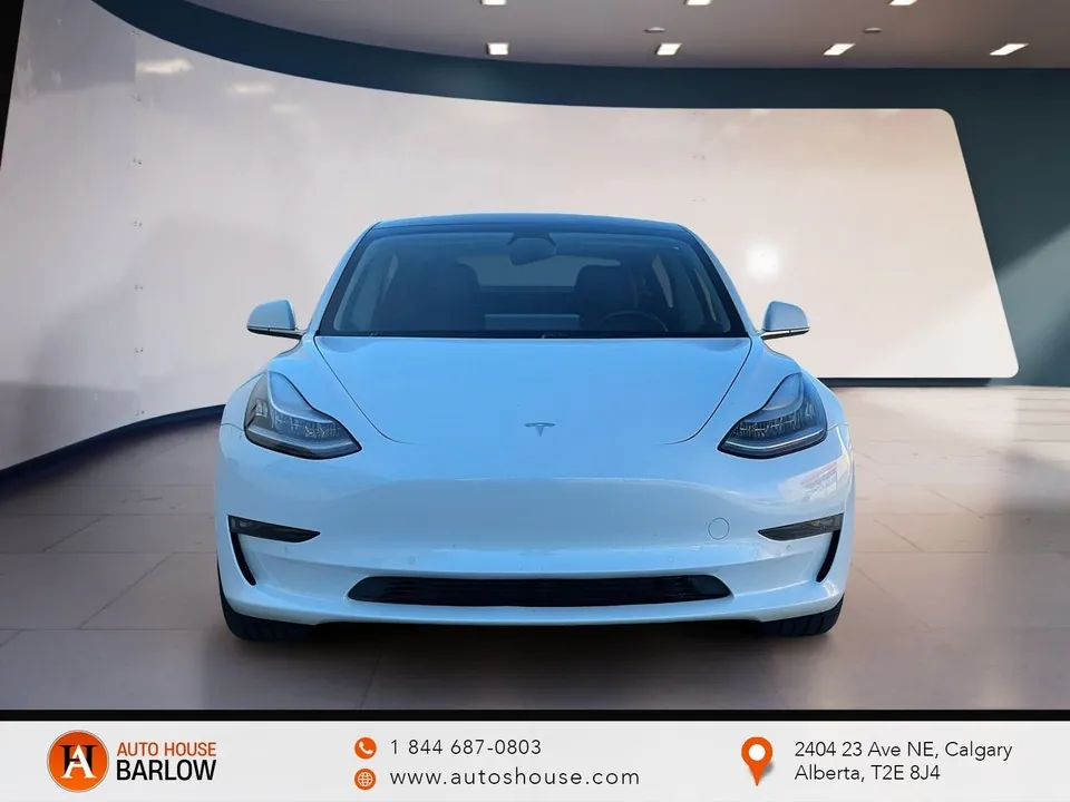 Tesla Model 3 2018 photo 2