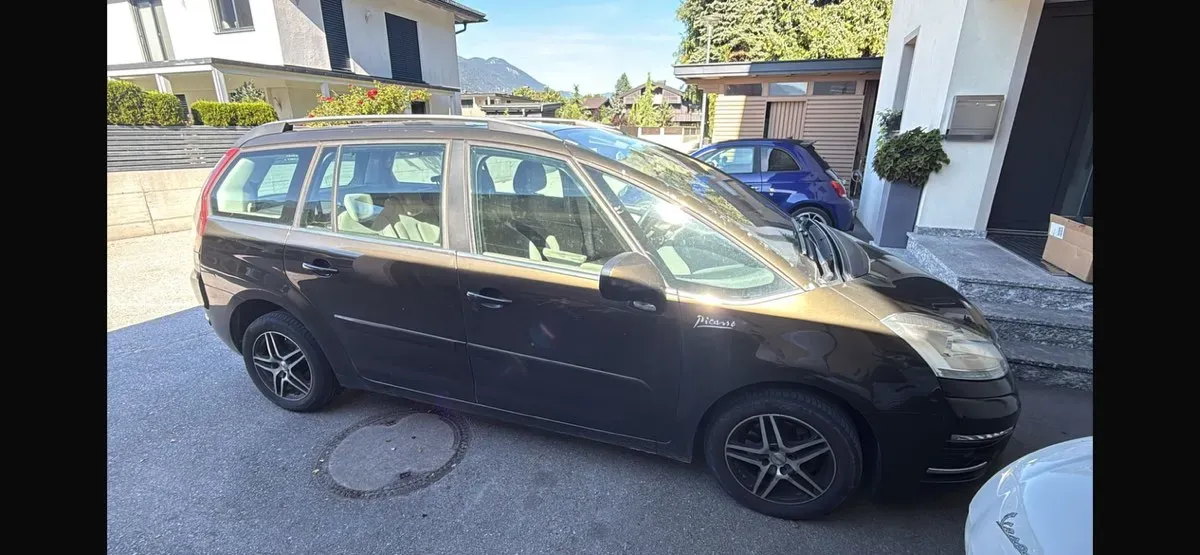 Citroen C4 Picasso 2013 photo 2