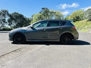 Mazda Axela 2013 photo 5