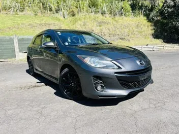 Mazda Axela 2013 photo 2