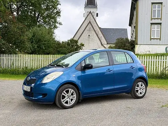Toyota Yaris 2007 photo 3