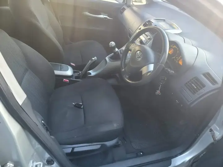 Toyota Auris 2008 photo 5