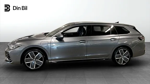 Volkswagen Passat 2025 photo 3