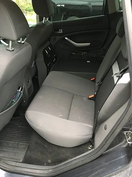 Ford Kuga 2010 photo 2