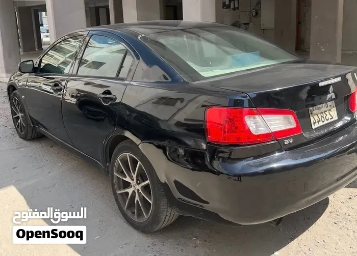Mitsubishi Galant 2010 photo 3