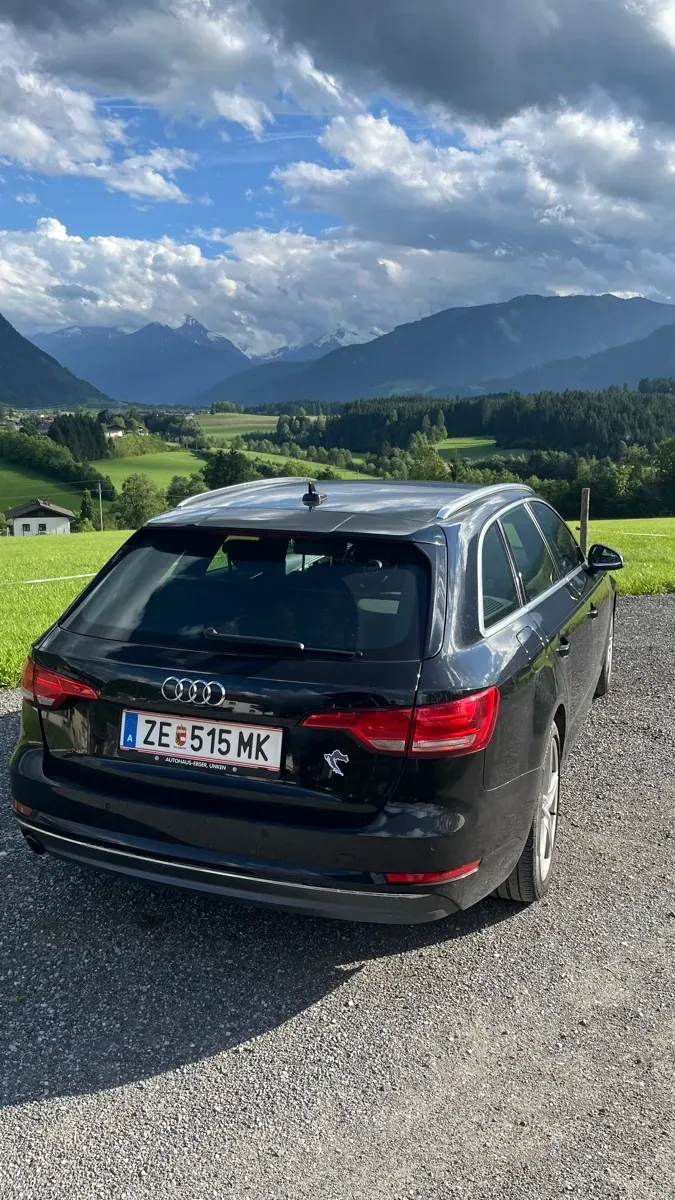 Audi A4 2017 photo 3