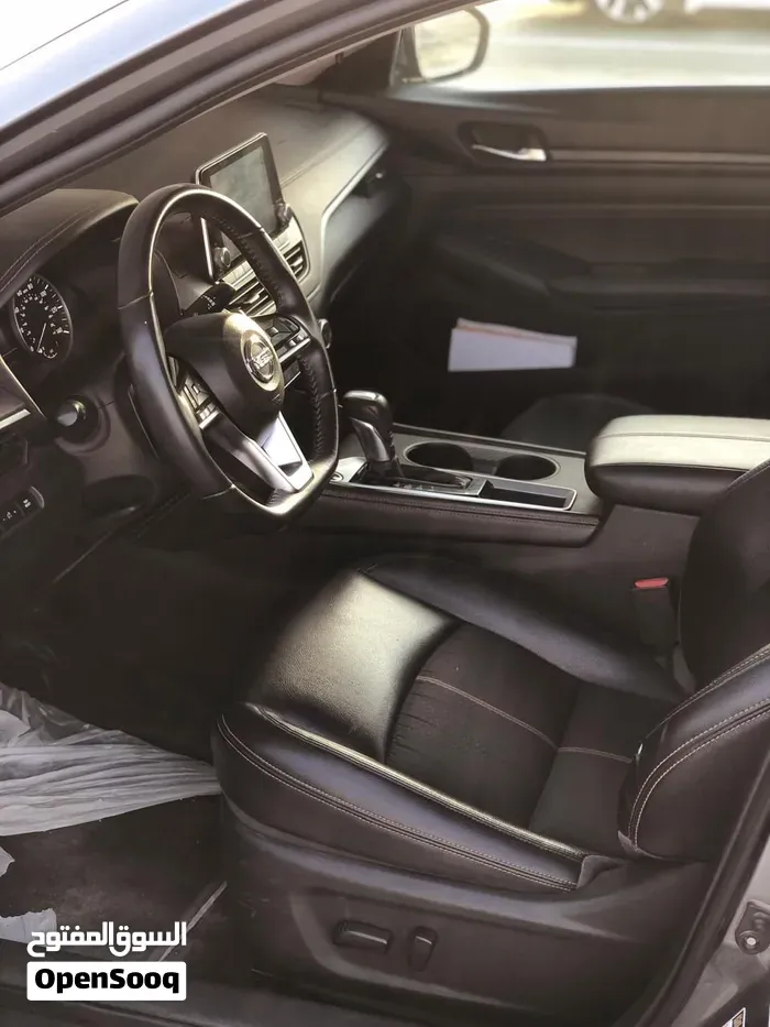 Nissan Altima 2020 photo 2