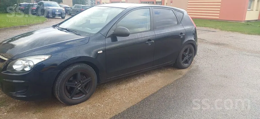 Hyundai I30 2010 photo 2