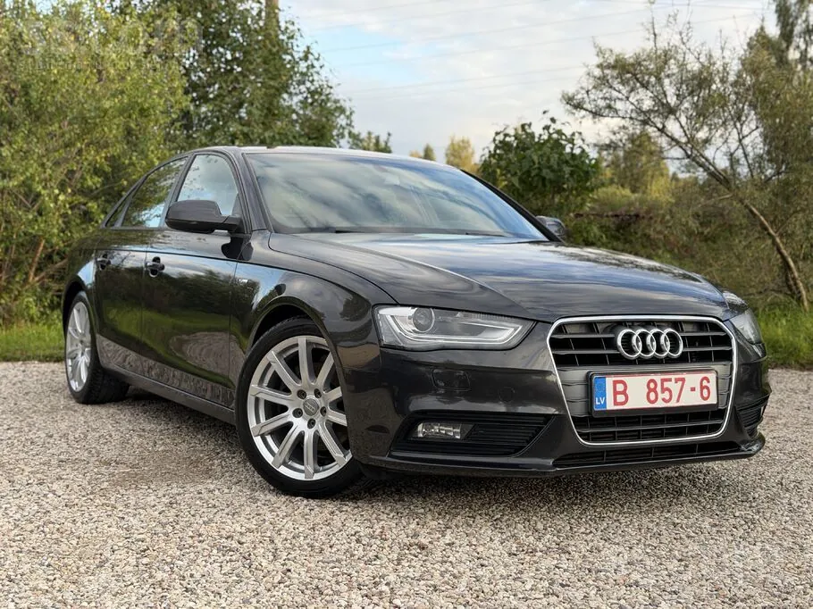 Audi A4 2013 photo 2