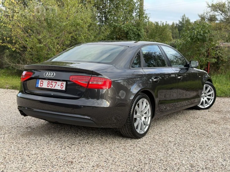 Audi A4 2013 photo 4
