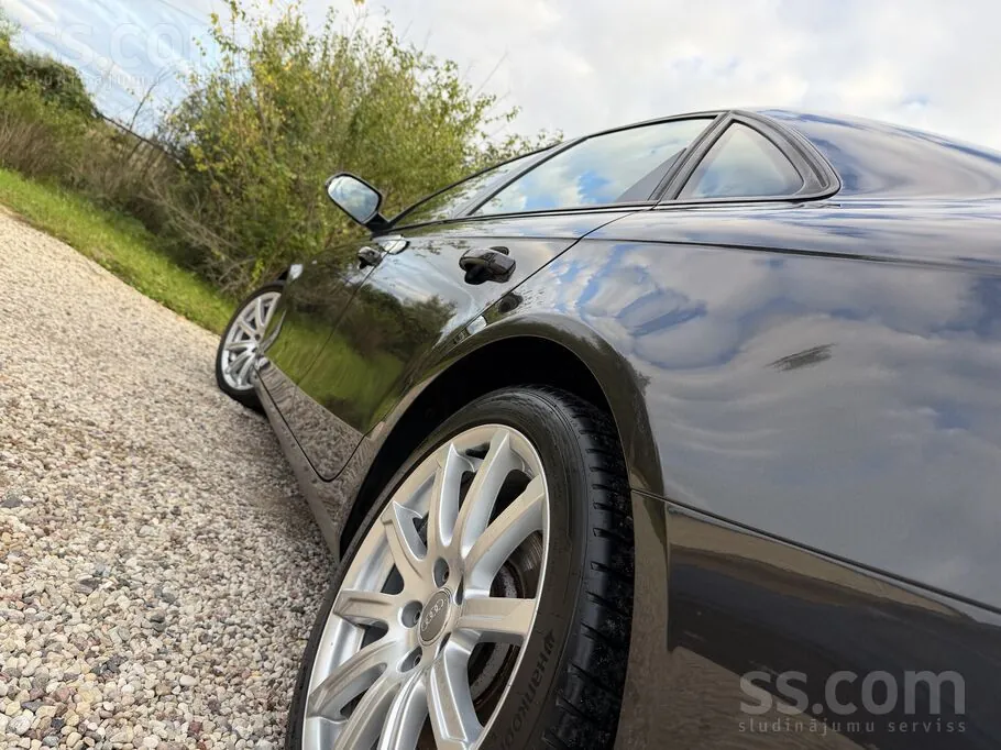 Audi A4 2013 photo 5