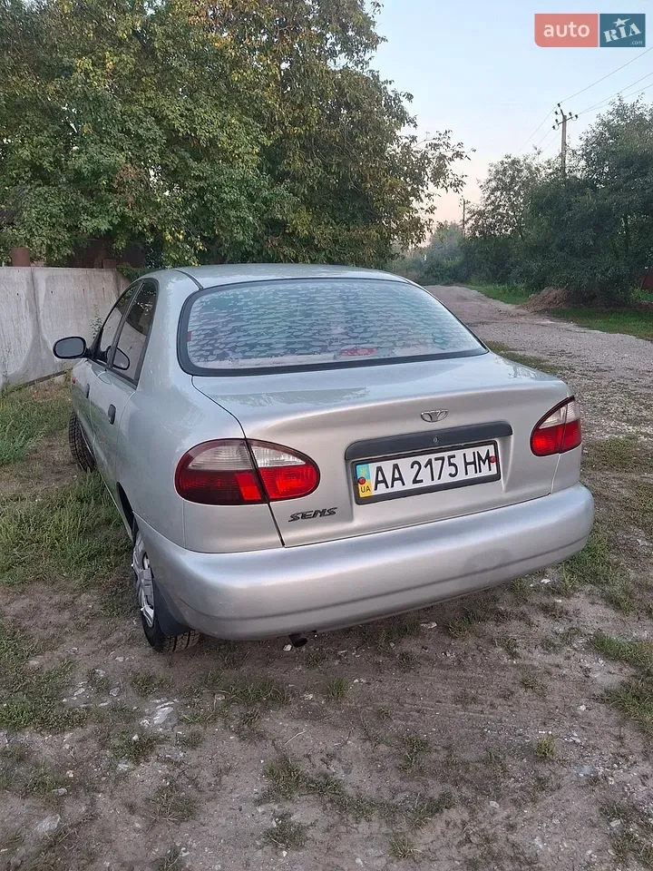 Daewoo Sens 2003 photo 3