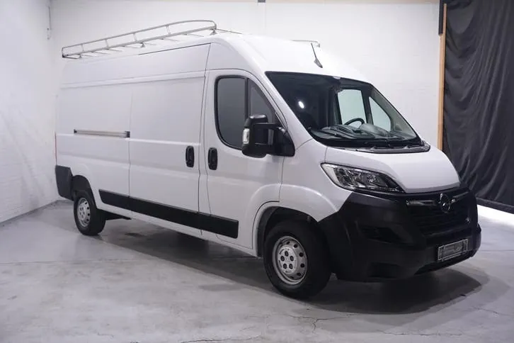 Opel Movano 2023 photo 2