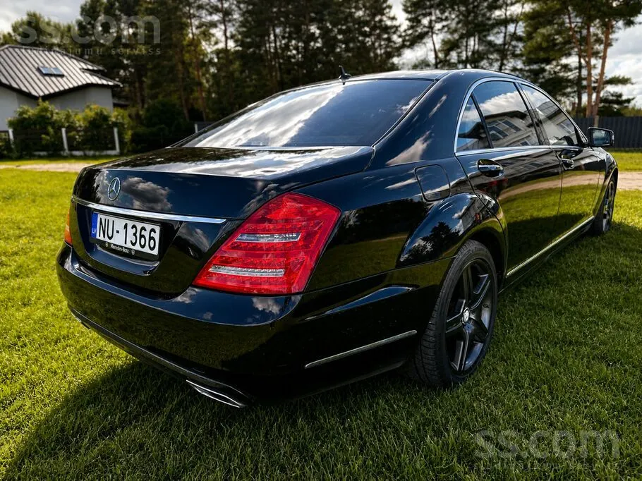 Mercedes-Benz S450
