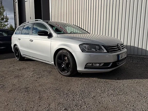Volkswagen Passat 2011 photo 5