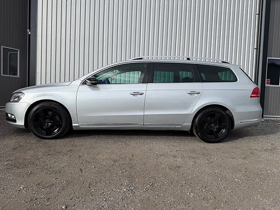 Volkswagen Passat 2011 photo 3