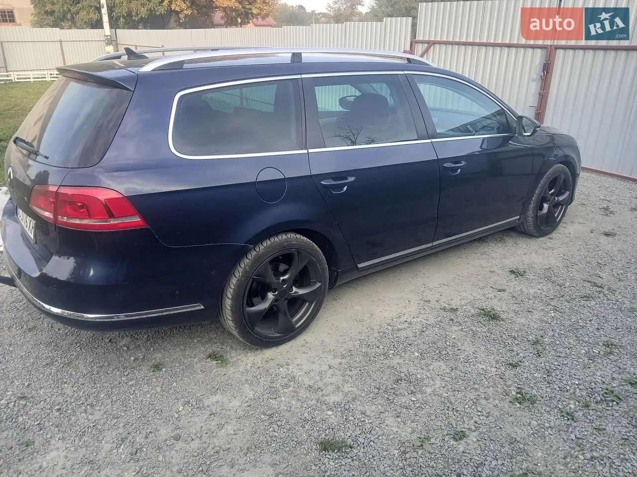 Volkswagen Passat 2011 photo 3