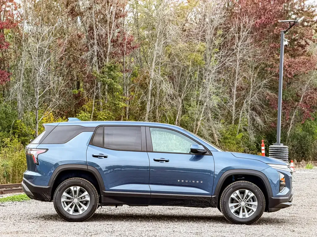 Chevrolet Equinox 2027 photo 5
