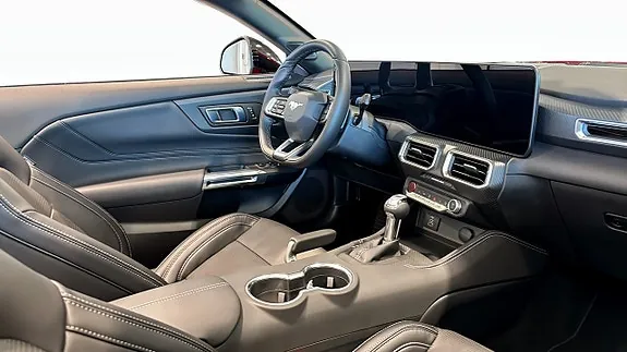 Ford Mustang 2026 photo 3