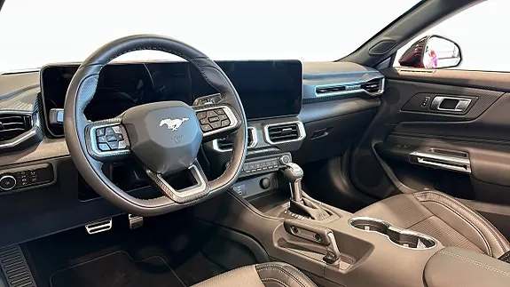 Ford Mustang 2026 photo 4