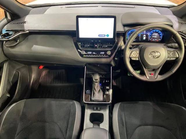 Toyota Corolla Cross 2026 photo 2